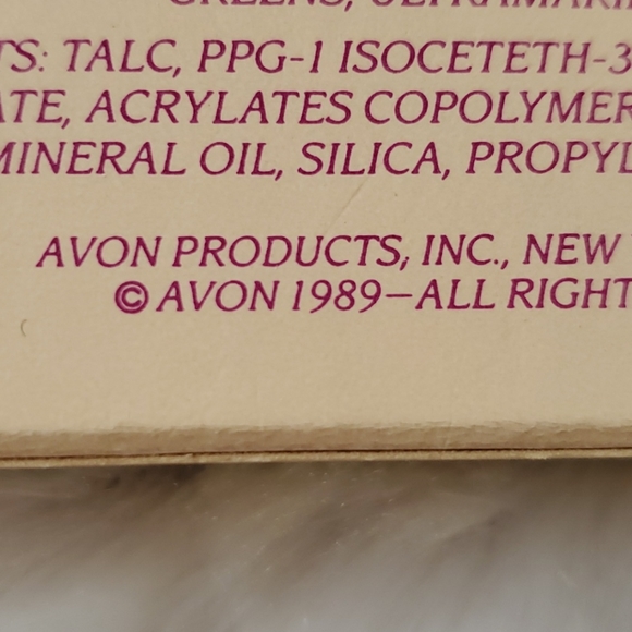 SHADES OF CHRISTMAS PRESENT Eyecolor Collection VINTAGE eyeshadow AVON 1989 NIB - Picture 6 of 9